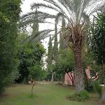 别墅 With Big Garden *